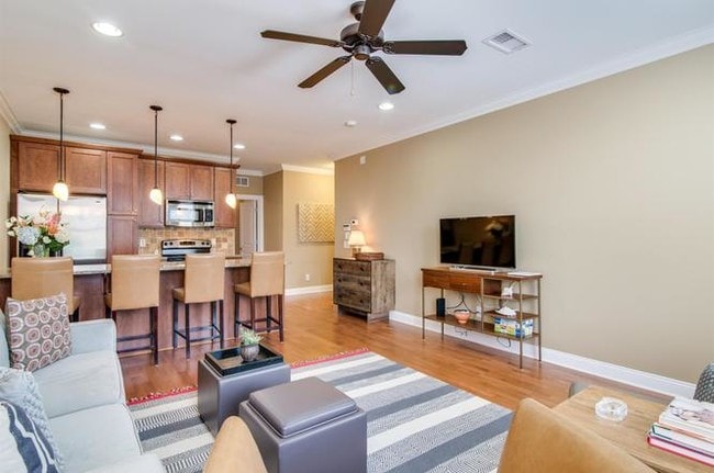 Building Photo - 3122 Long Blvd Unit 302