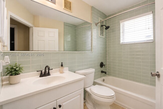 Photo - 754 NE 90th St Unit 702