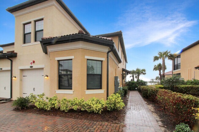 Photo - Sarasota National Annual Condo for Rent Unit 103