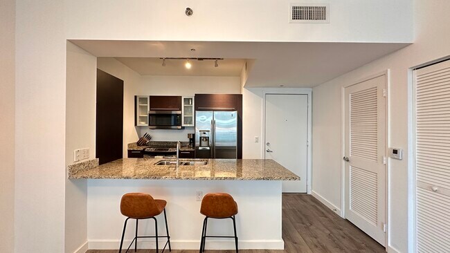 Photo - 950 Brickell Bay Dr Unit 1802