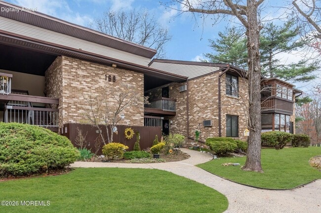 Photo - 168 Amberly Dr