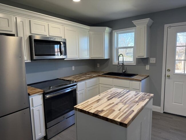 Photo - 206 S Penn St