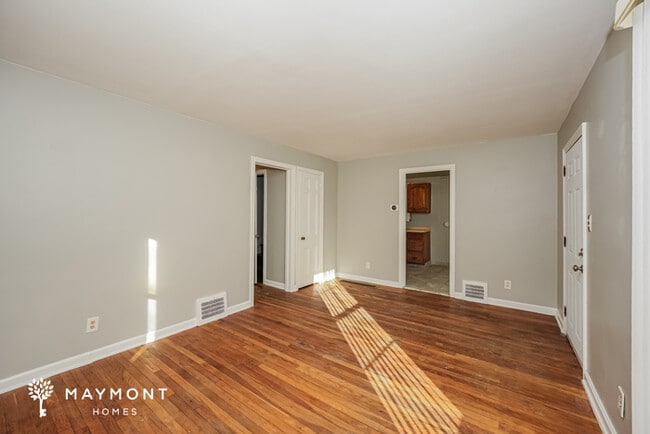 Photo - 16315 Westview Ave