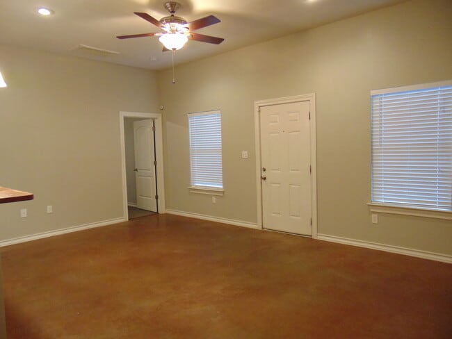 Photo - 1712-23 Unit 1712-B