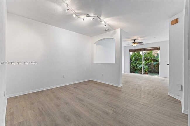 Photo - 12482 SW 122nd St