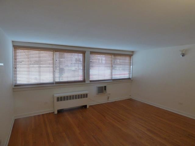 Building Photo - 4044 N California Ave Unit 103 Rental