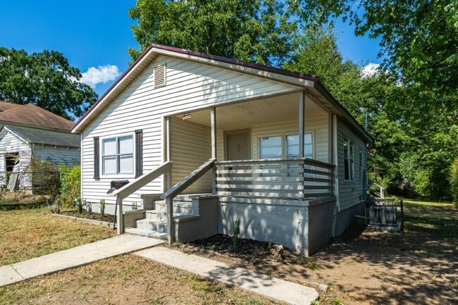 Photo - 1626 12th Ave N