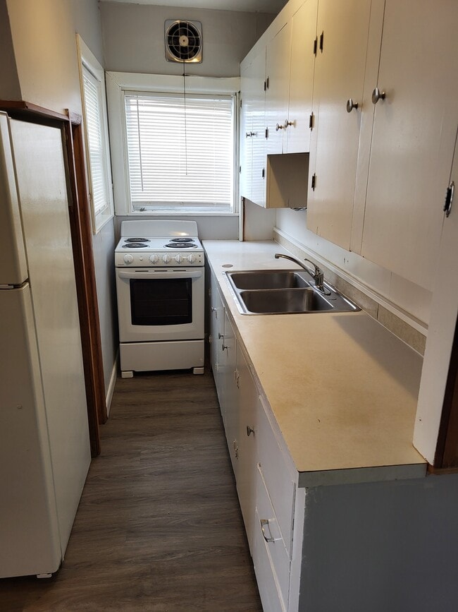 61 Pennacook St Unit 1