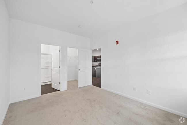 2BR, 2BA - 1,172SF - Primary Bedroom