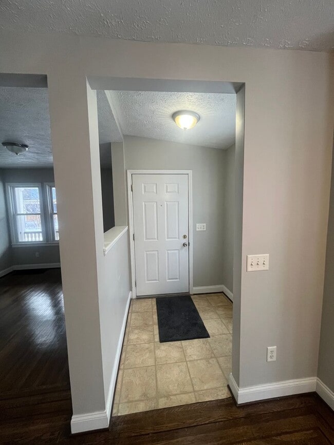 Photo - 55 Edmonds St Unit 55 Edmond St-Lower