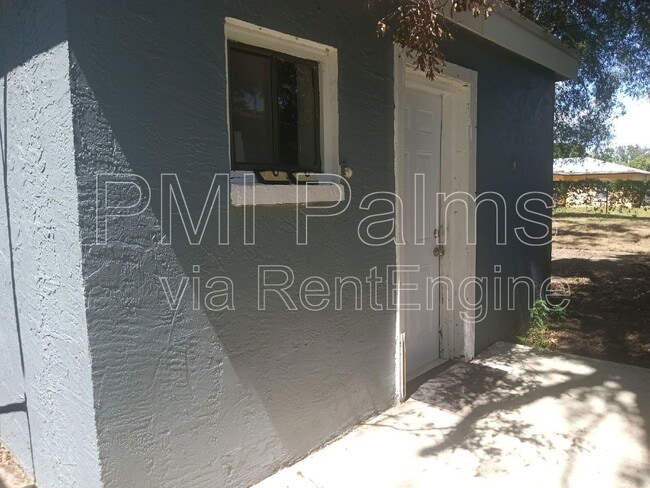 Building Photo - 2406 S 69th St Rental