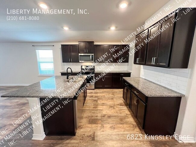 Photo - 6823 Kingsley Edge