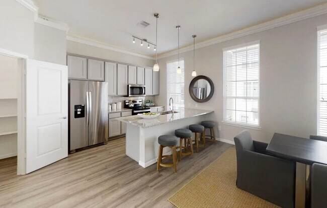 Photo - 5609 Mina Way