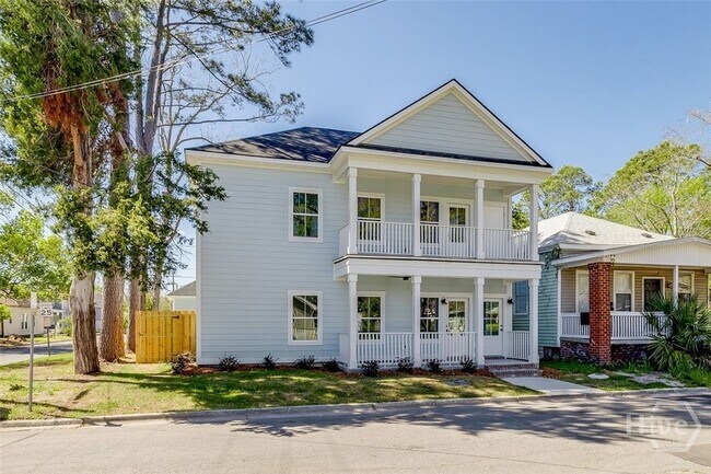 Photo - 1615 Le Grand St