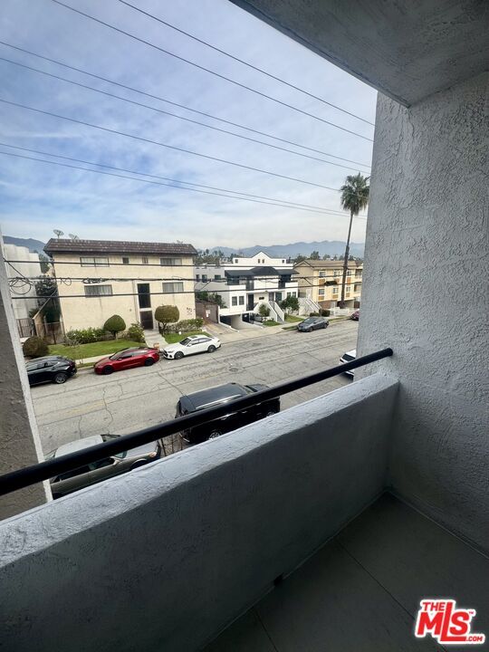 Photo - 900 E Lomita Ave