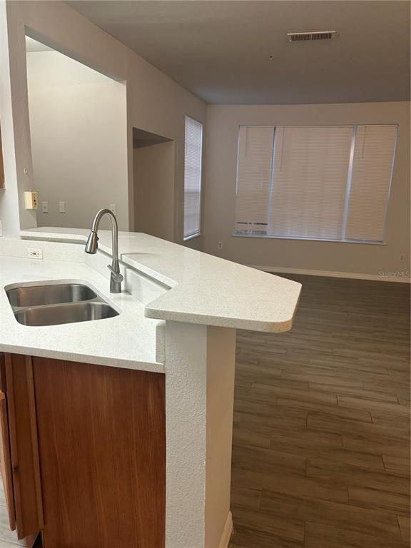 Photo - 9053 Lee Vista Blvd Unidad 1401