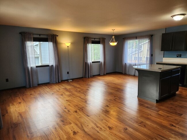 Photo - Desirable Home Located In Silverdale