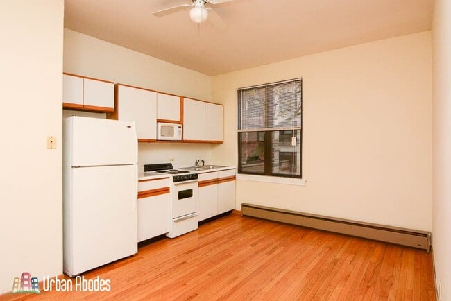 Photo - 634 W Barry Ave Unit J00W
