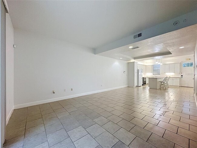 Photo - 2053 Green Oak Ct