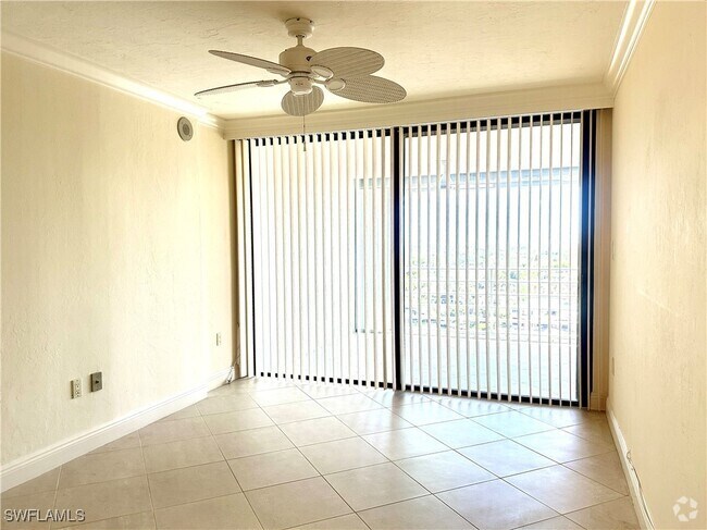 Building Photo - 4751 Gulf Shore Blvd N Unit 1202 Rental