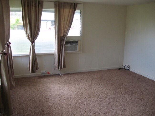 Photo - 2939 Kaamalio Dr