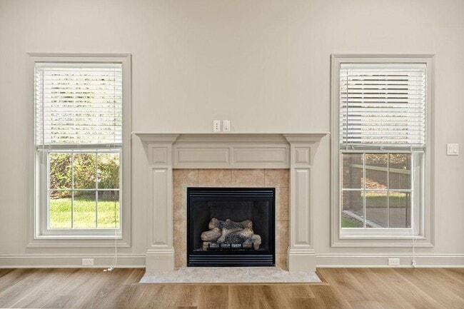 Photo - 1811 Trellis Ln