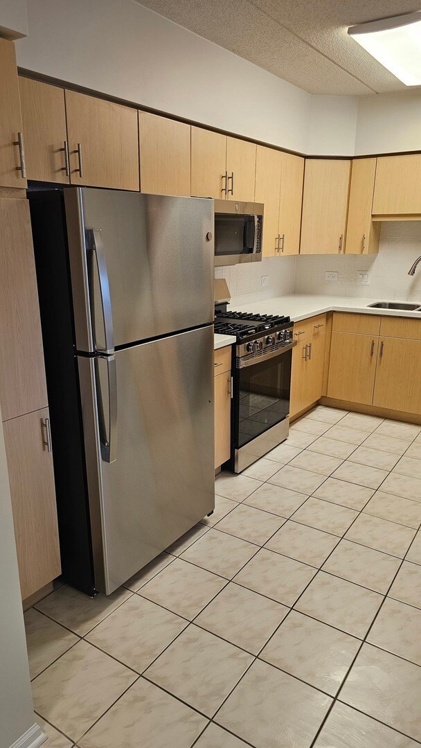 Photo - 675 Pearson St Unit 710