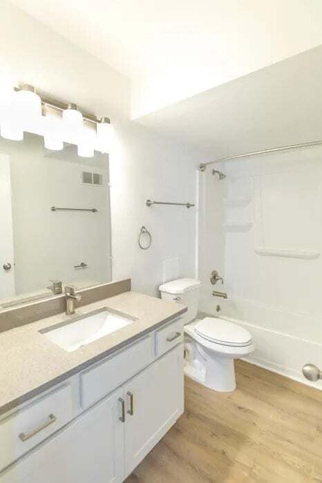 Luna Residences