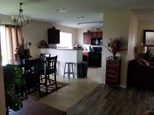 Photo - 8103 Zephyr Ct