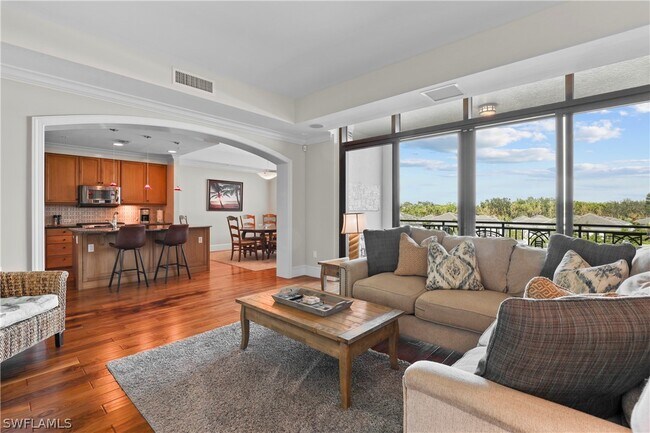 Photo - 9115 Strada Pl Unidad 5307