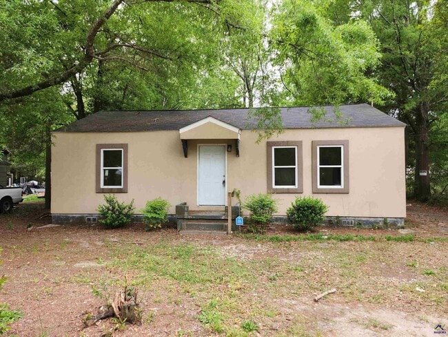 Building Photo - 714 Camellia Cir Rental
