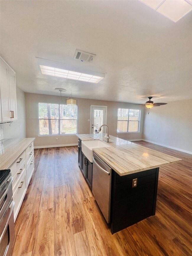 Photo - 15 Wineberry Pl