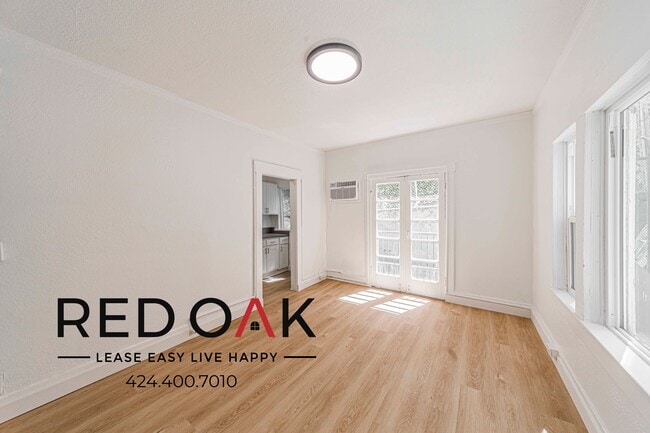 Photo - 816 S Park View St Unit 109