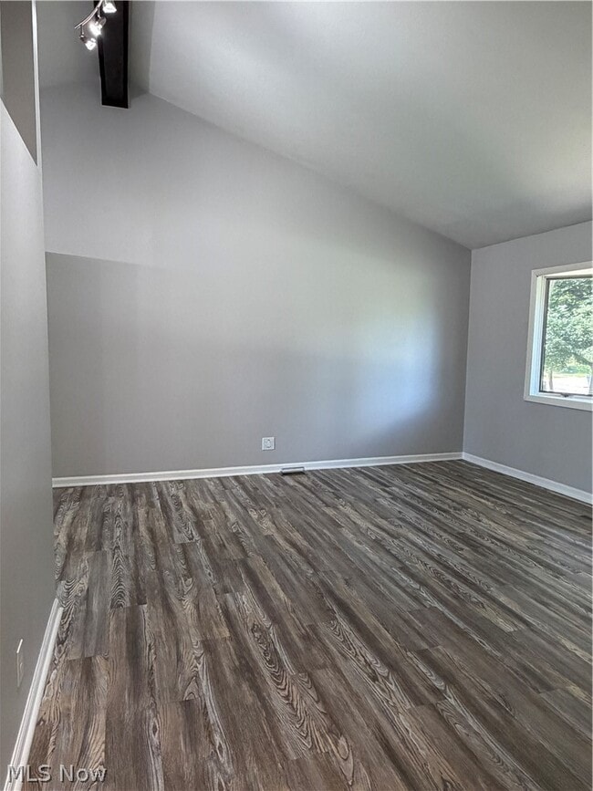 Photo - 13187 Yager Dr