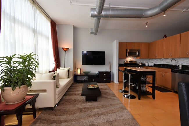 Building Photo - Incredible 11th Floor 2BR/2BA Condo Blocks from the Metro in Vibrant Mount Vernon Triangle!