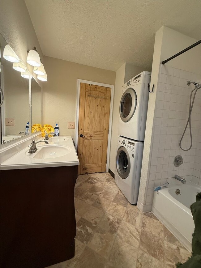 Photo - Adams Drive Unit #1
