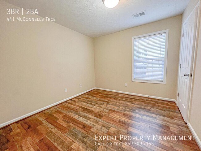 Photo - 441 McConnells Trace