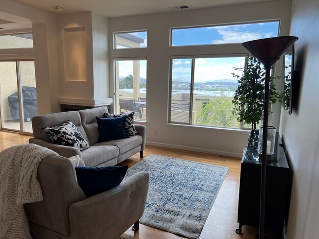 Photo - **SKYLINE CONDO - SOUTHWEST RENO**