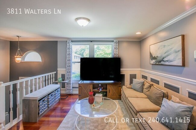 Photo - 3811 Walters Ln