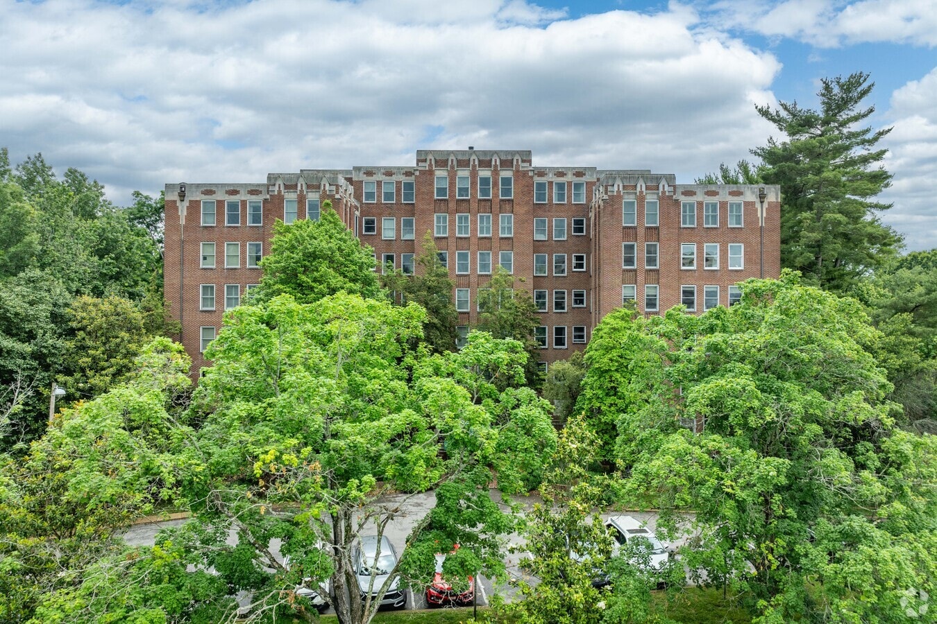 Photo - Wellington Arms