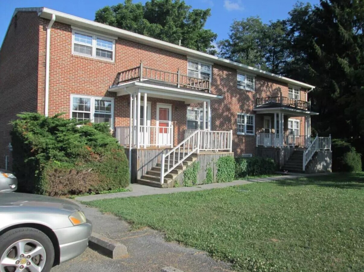 648 Farm Road Apartments For Rent in Lewisburg, WV