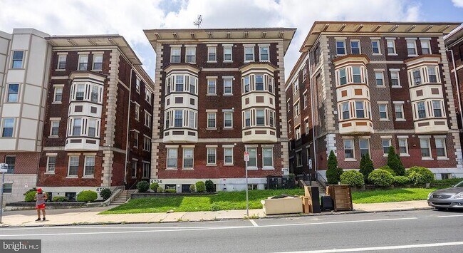 Photo - 4706 Chestnut St Unidad 2A Rental