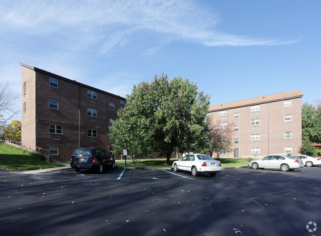 Photo - Raintree Square Retirement Community