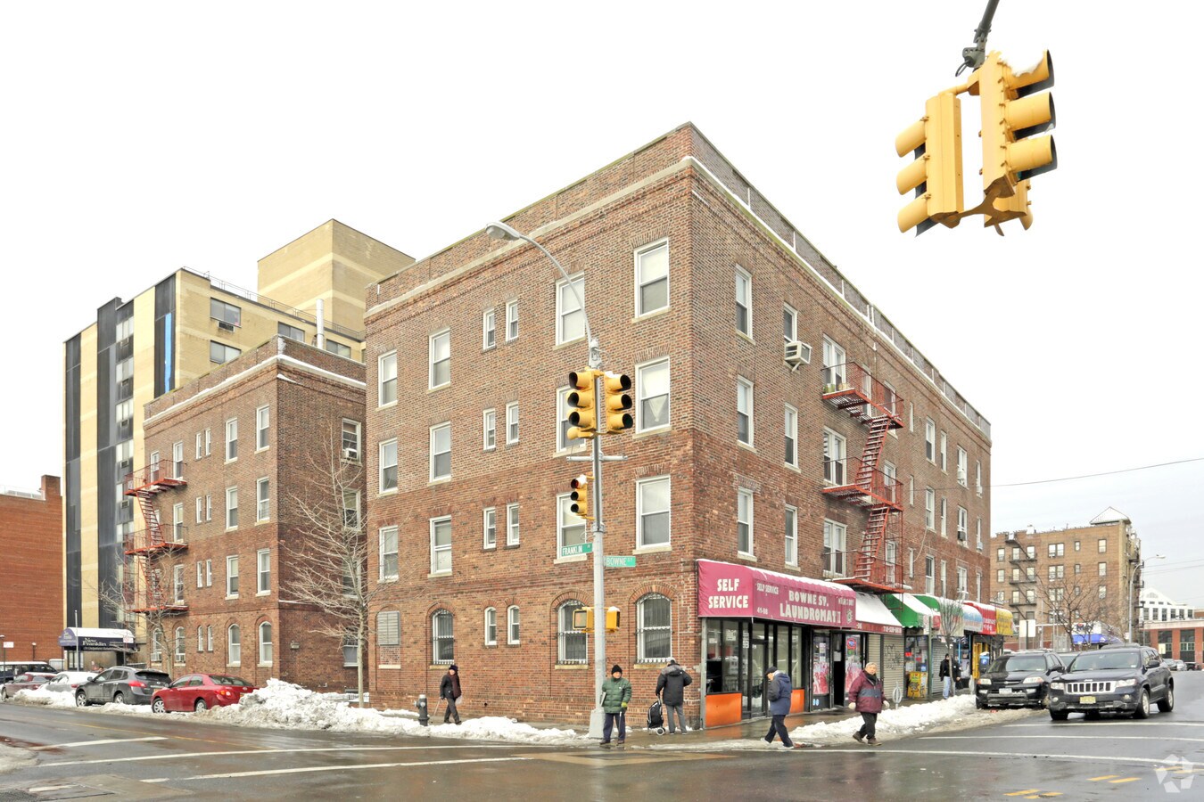 Primary Photo - 14241 Franklin Ave