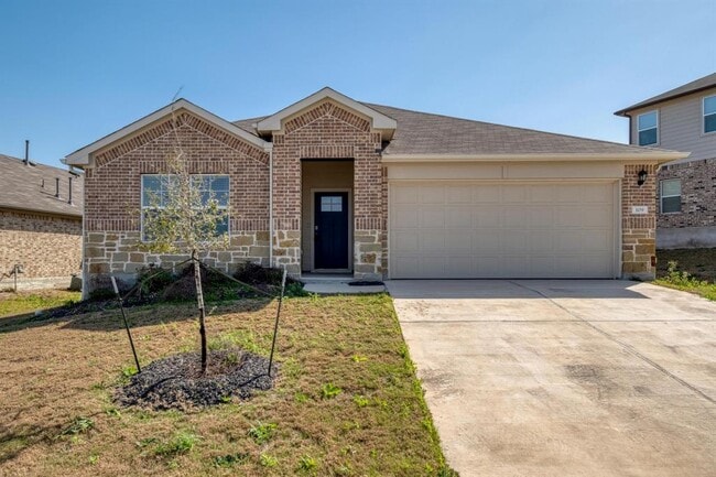 Photo - 109 Bethpage Dr