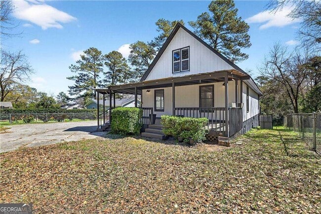 Photo - 720 Corbin Ave