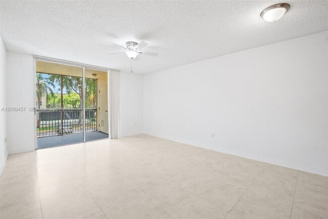 Photo - 8373 Lake Dr Unit 201