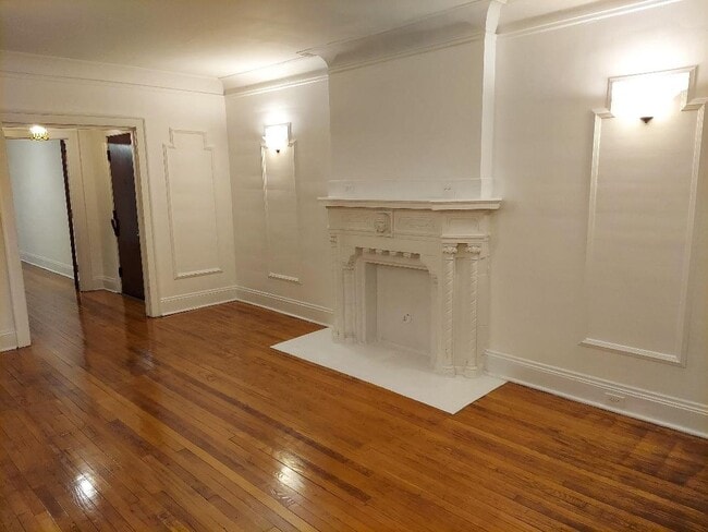 Photo - 14901 Lake Ave Unit 00