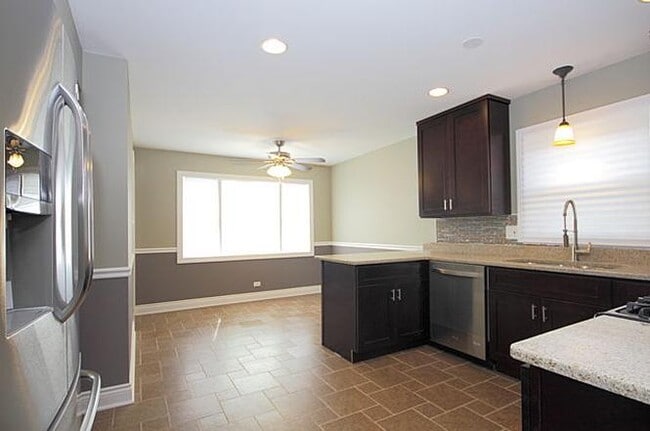 Photo - 495 Paxton Ave