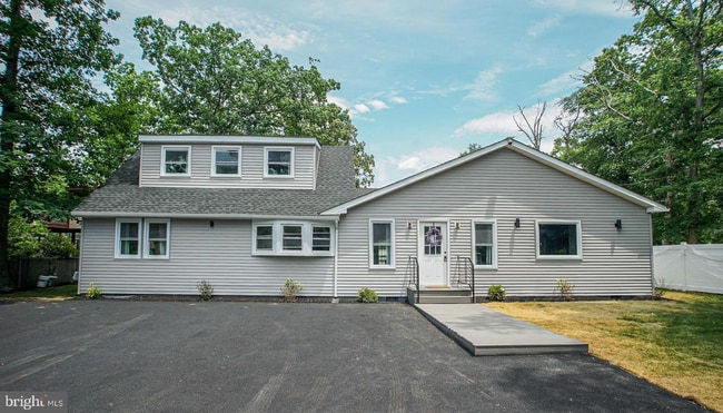 Building Photo - Welcome Home